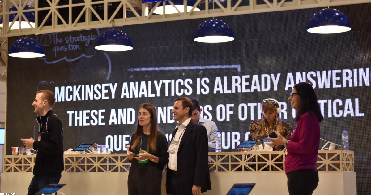 כלכלת התוצאה 2026: המעבר מ-SaaS למודלים עסקיים מבוססי סוכני AI