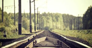 מדריך: תזמור רובוטיקה ביתית רב-סוכנית בעידן ה-HomeOS של 2026